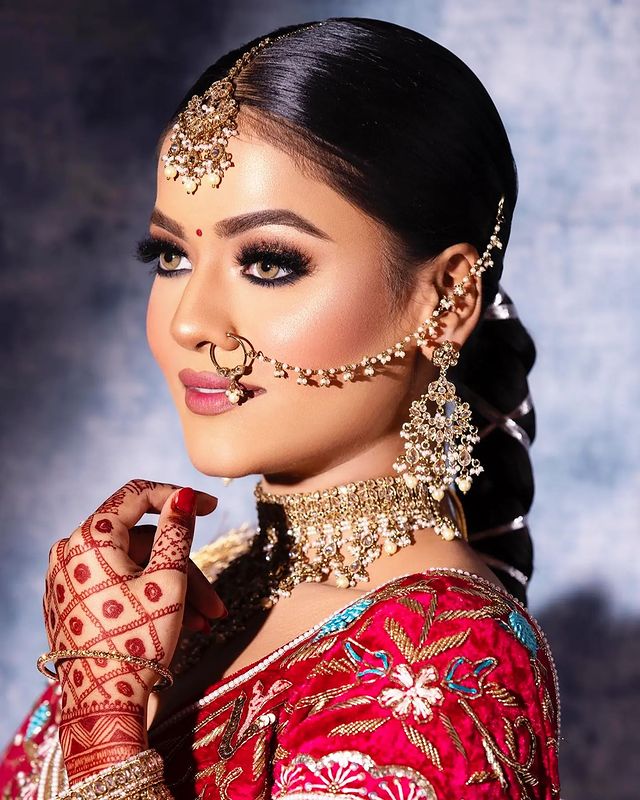 Neeti Saini - Makeup Artist in Delhi NCR | MakeupWale