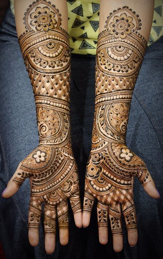 10,264 Bridal Mehndi Designs Royalty-Free Images, Stock Photos & Pictures |  Shutterstock