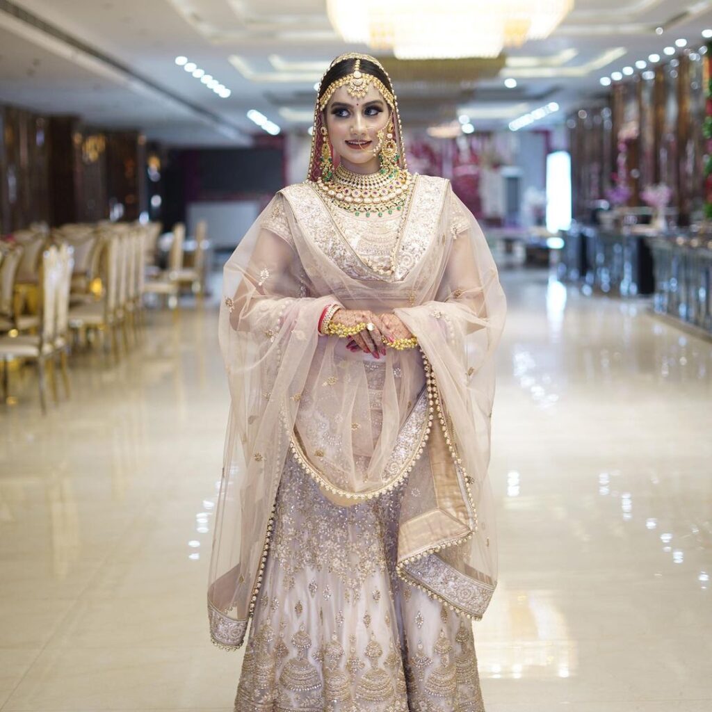 Neha Suri - Bridal Makeup Artist in Vikas Puri Delhi | MakeupWale