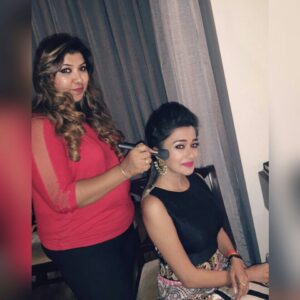 Preeti-Pundir-Experienced-Makeup-Artist-in-Janakpuri-Delhi-Profile-Pic