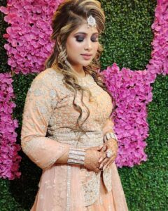 Tanisha-Arora-makeup-artist-in-Rajauri-Garden-1