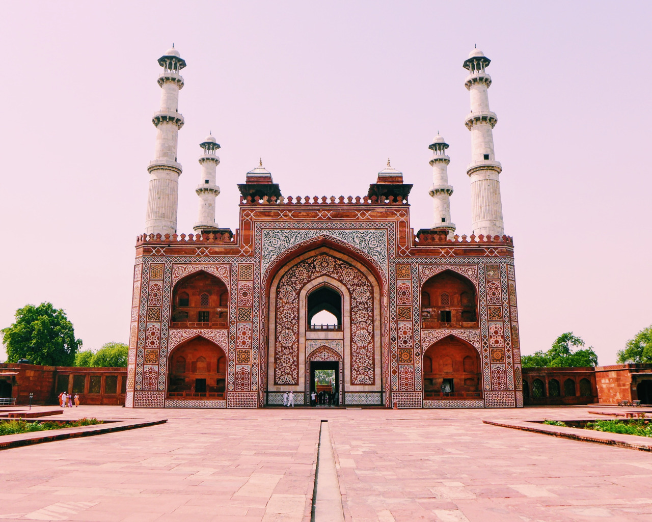 Sikandra Fort - Best Pre-Wedding Photo Shoot Locations in Agra