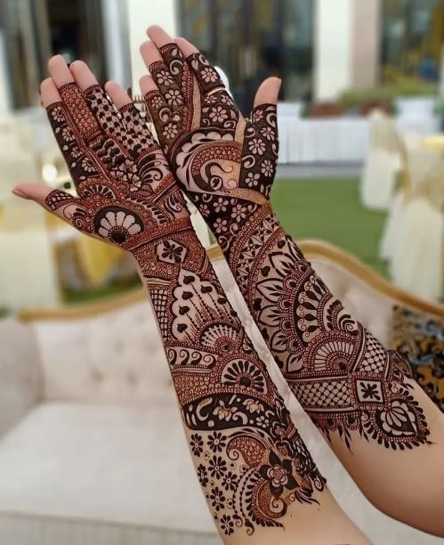 Buy Front Hand Arabic Mehndi Design for Raksha Bandhan online from Divya  Mehndi Artist