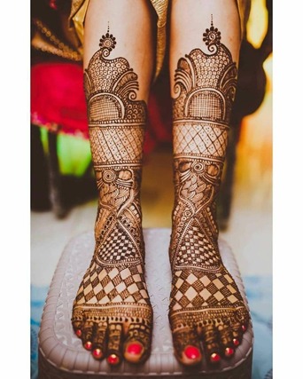 Leg mehendi designs images for wedding planning